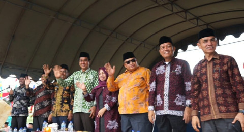 Ketua DPRD Merangin Lepas Pawai Ta'aruf Mtq Tikat Kabupaten Merangin